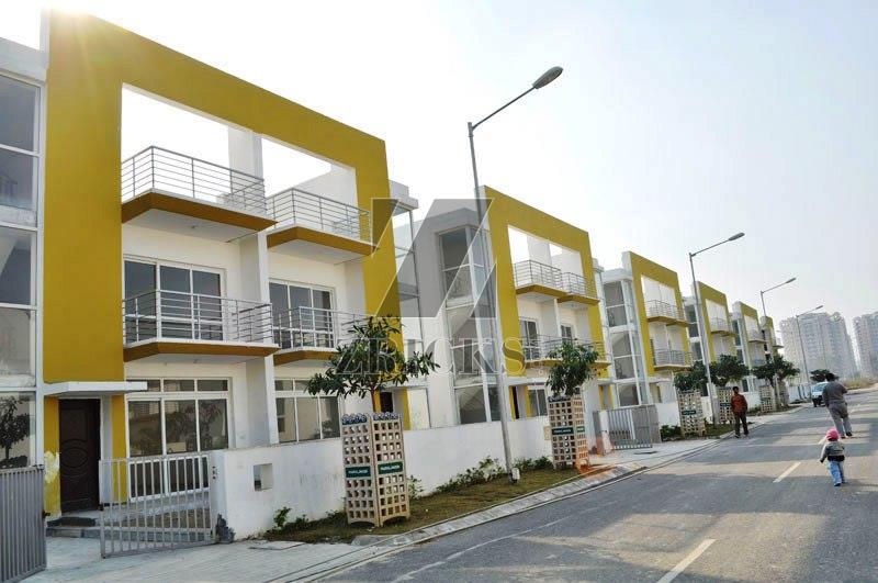 BPTP Parklands Villas