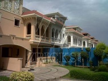 Amrapali Leisure Valley