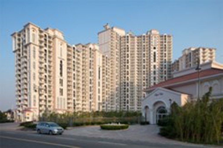 DLF Regal Gardens