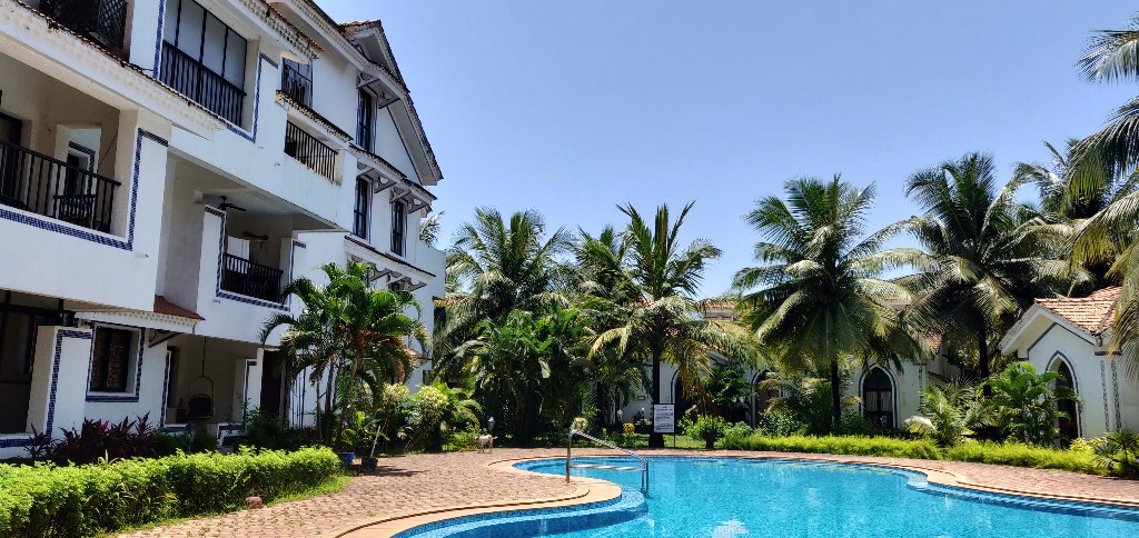 Riviera Hermitage, Arpora