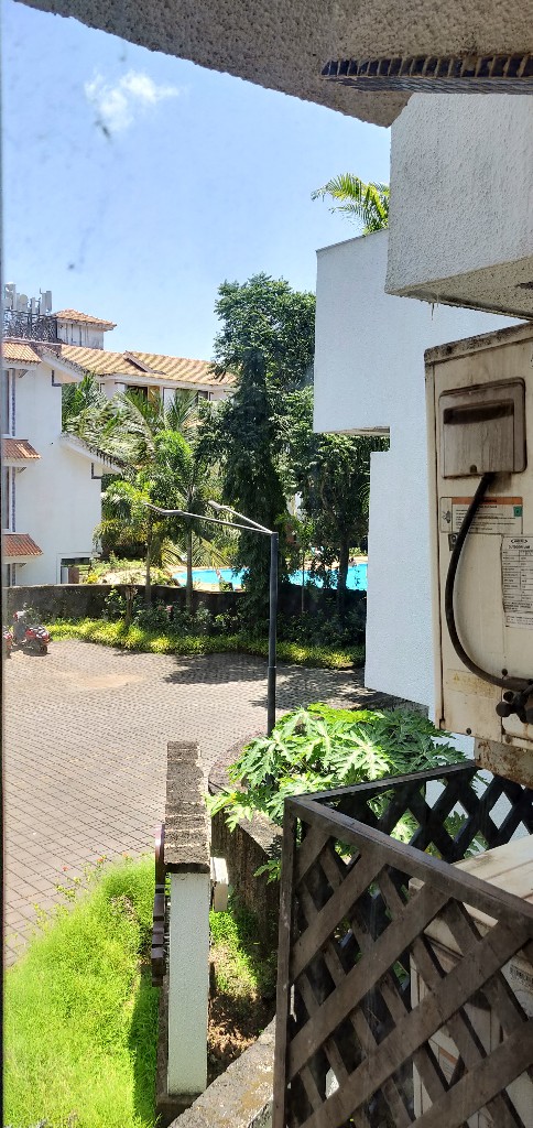 Riviera Hermitage, Arpora