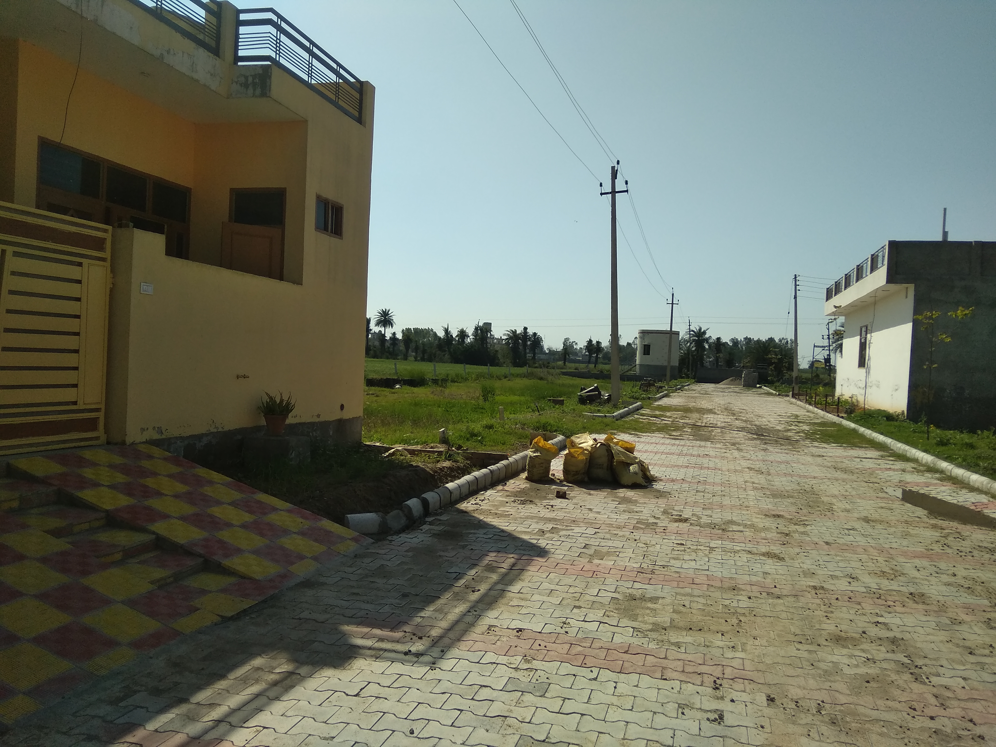 Vaneet Garden Estate