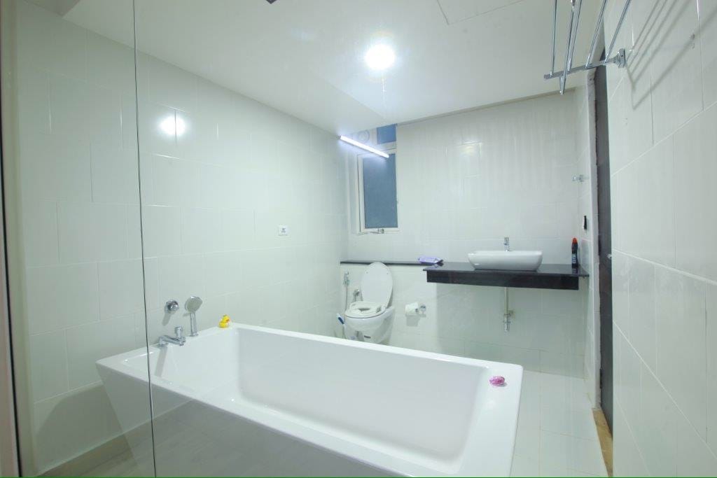 Aliens Space Station