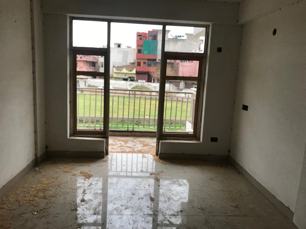 Maxworth City Residence