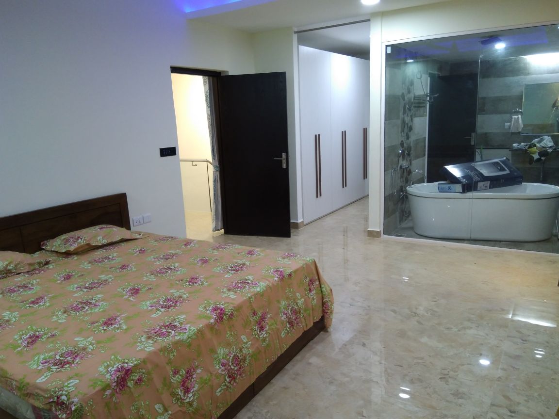 aliens space station