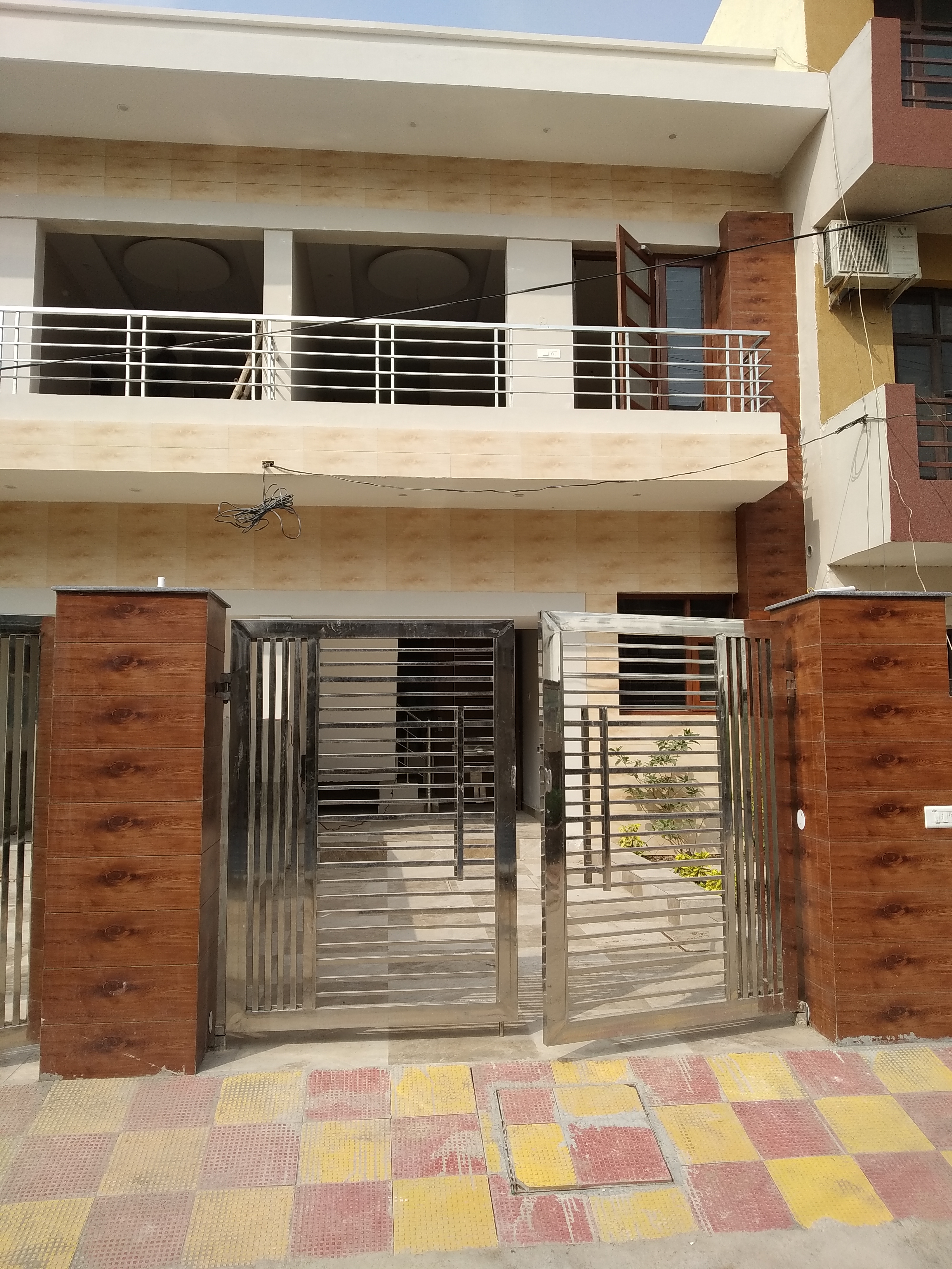 VIP ENCLAVE VIP ROAD ZIRAKPUR