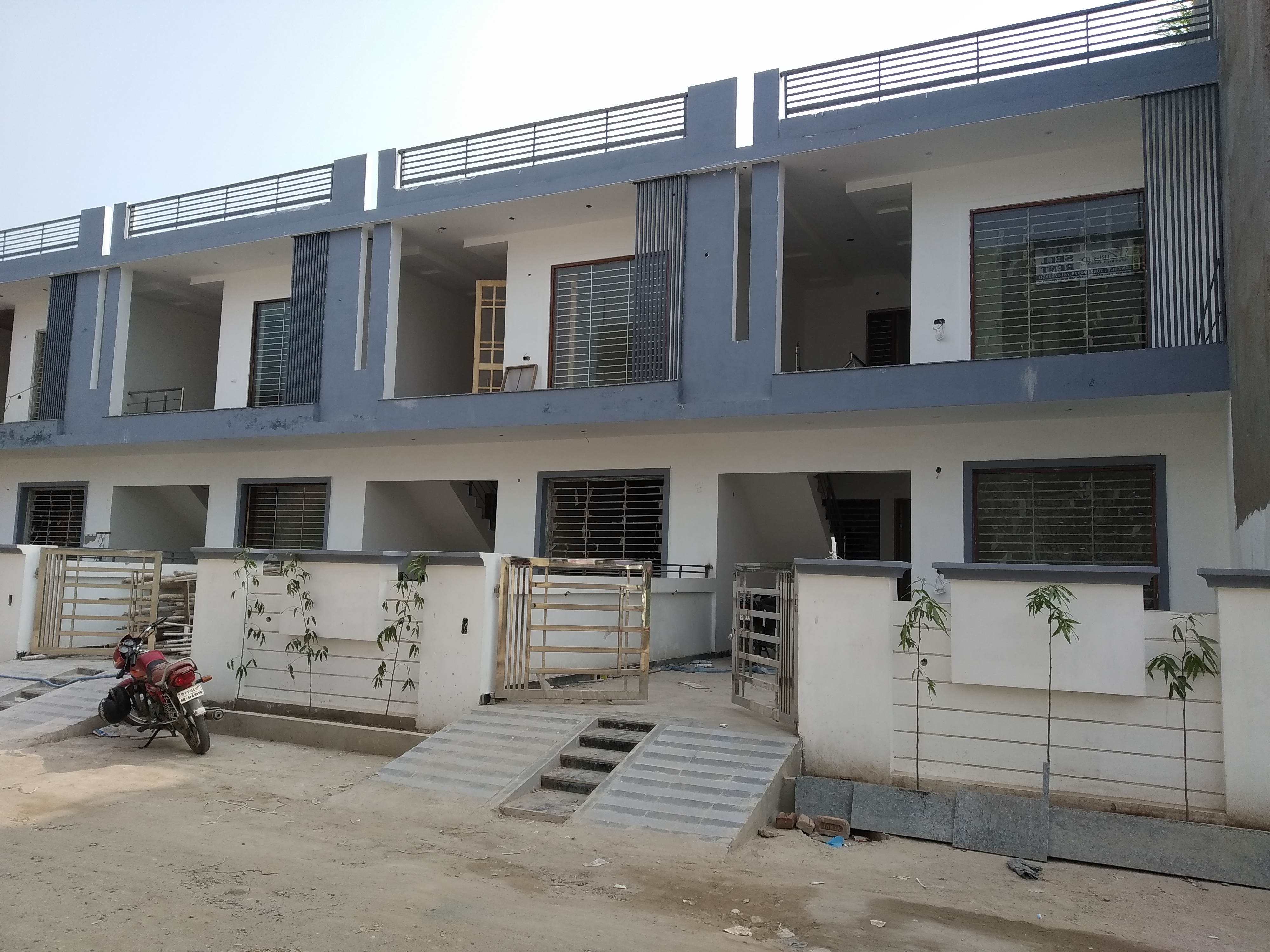 VIP ROAD NEAR DIKSHANT SCHOOL ZIRAKPUR