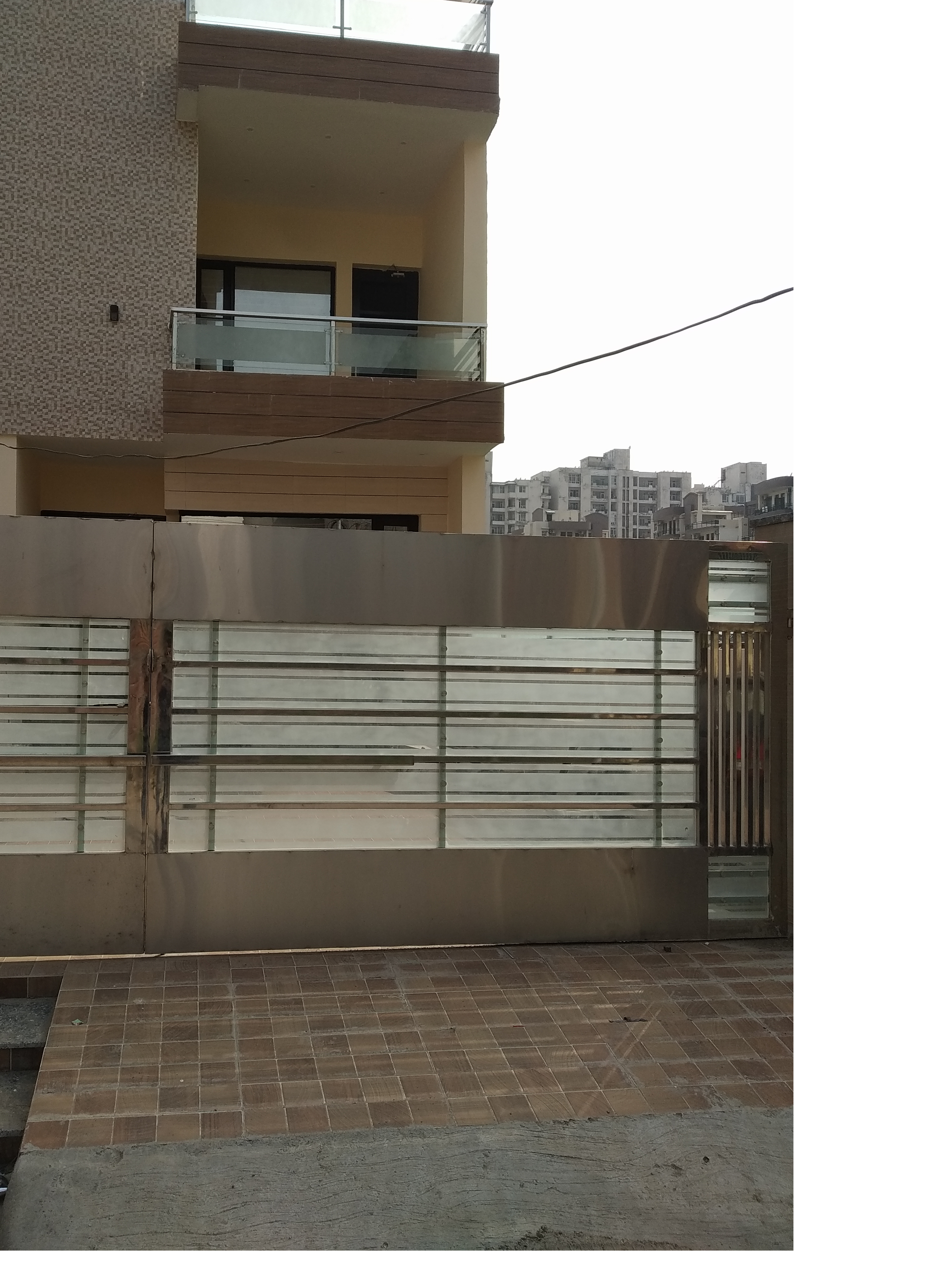 VIP ROAD NEAR MILTON TOWER ZIRAKPUR