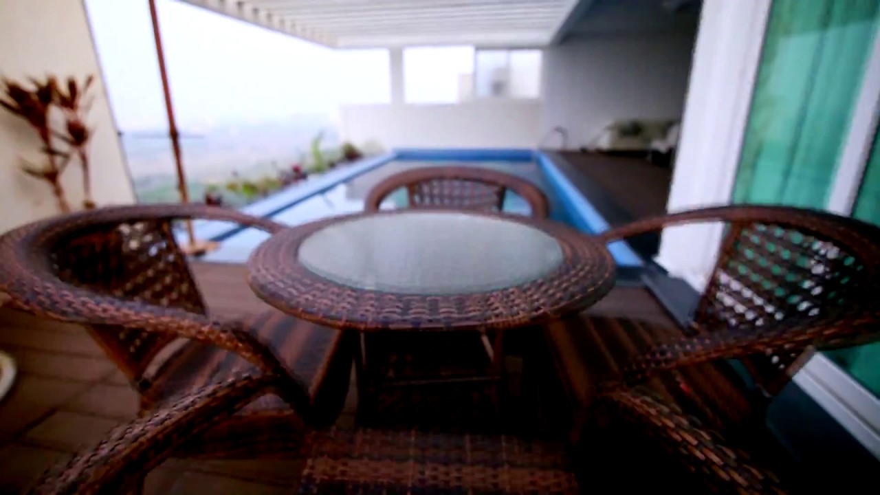 aliens space station township