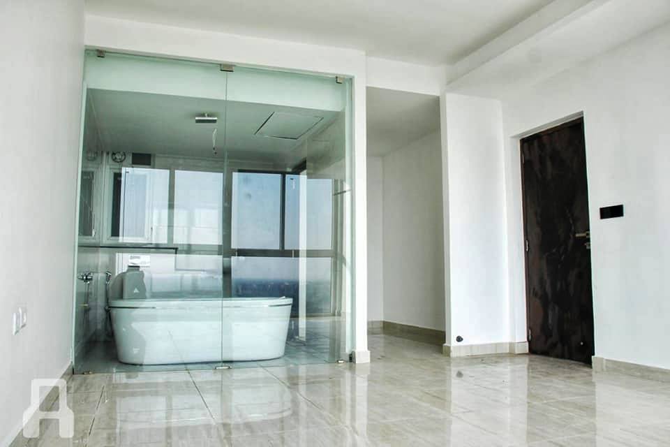 aliens space station