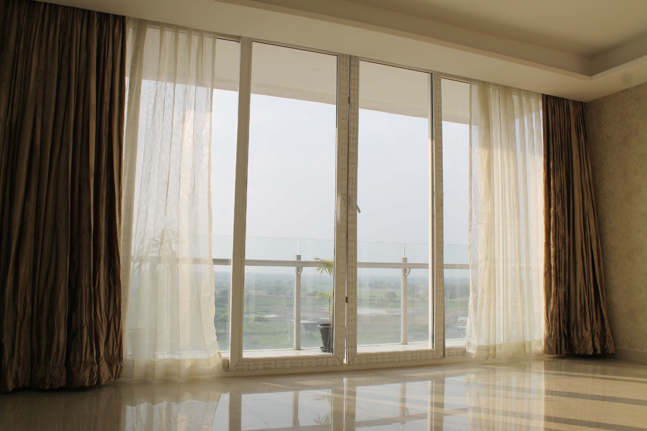 aliens space station