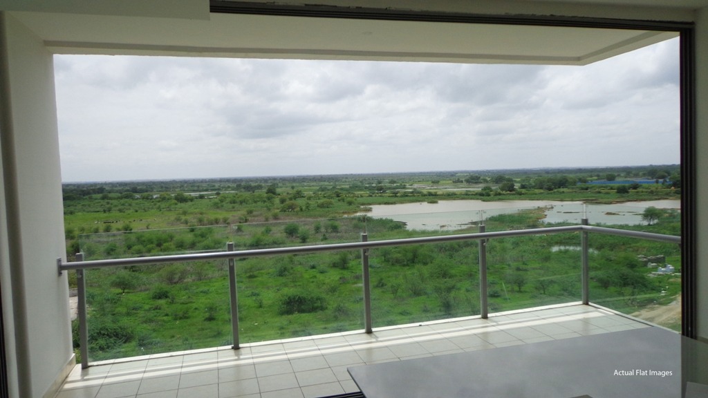 aliens space station