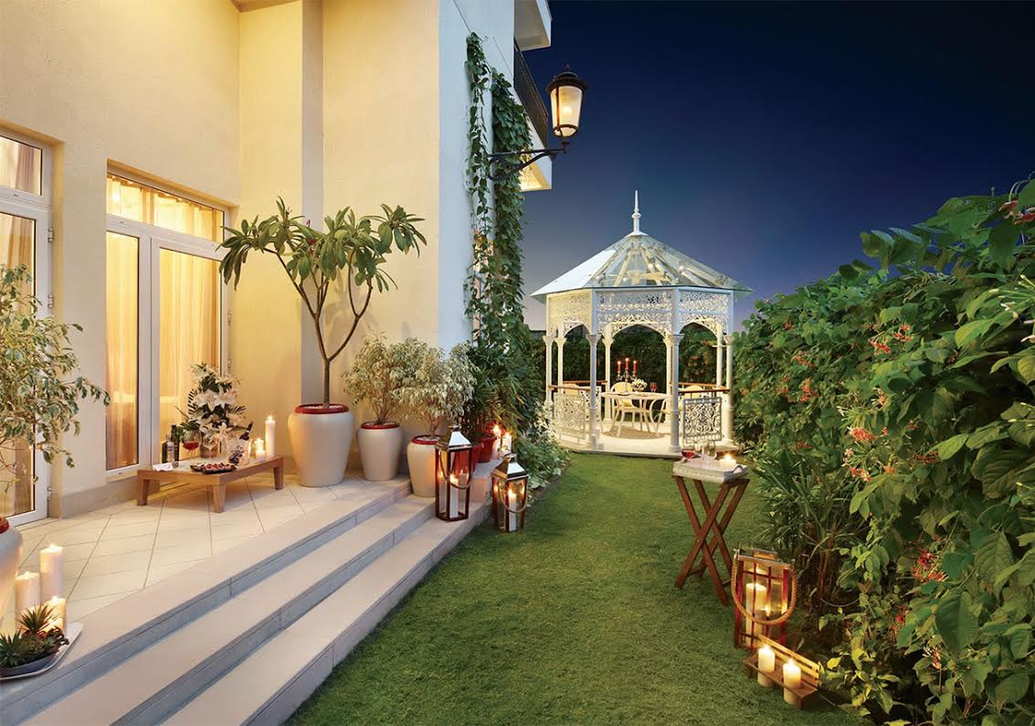 Experience Central Park Beau Villas with 20 Acres of Greenery & Private Gazebos