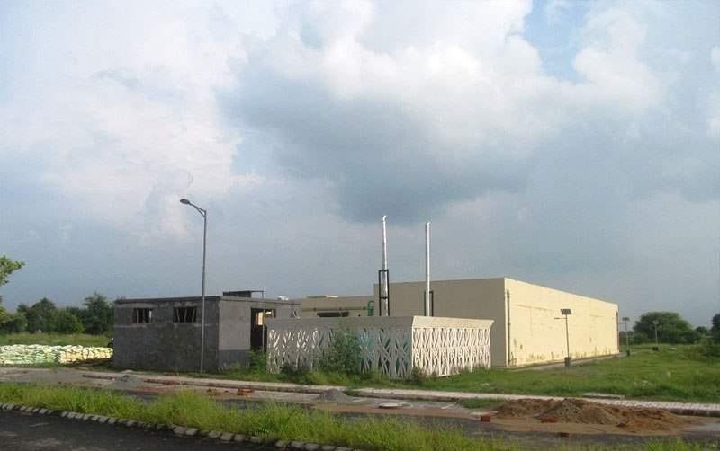 DLF Garden City Banner