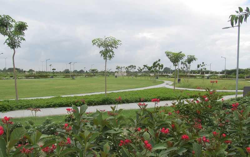 DLF Garden City Banner