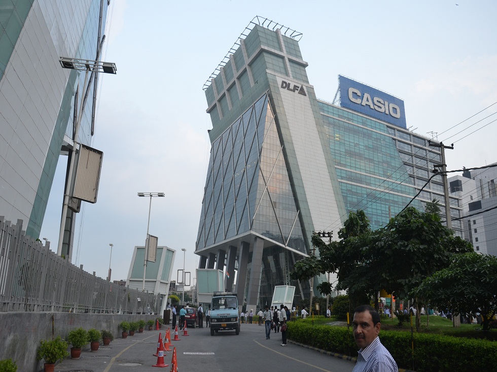 DLF Building 9A 9B Banner