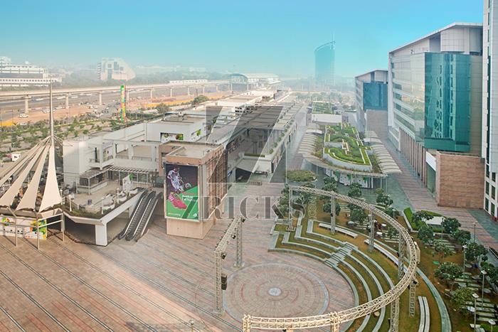 DLF Cyber Hub Banner