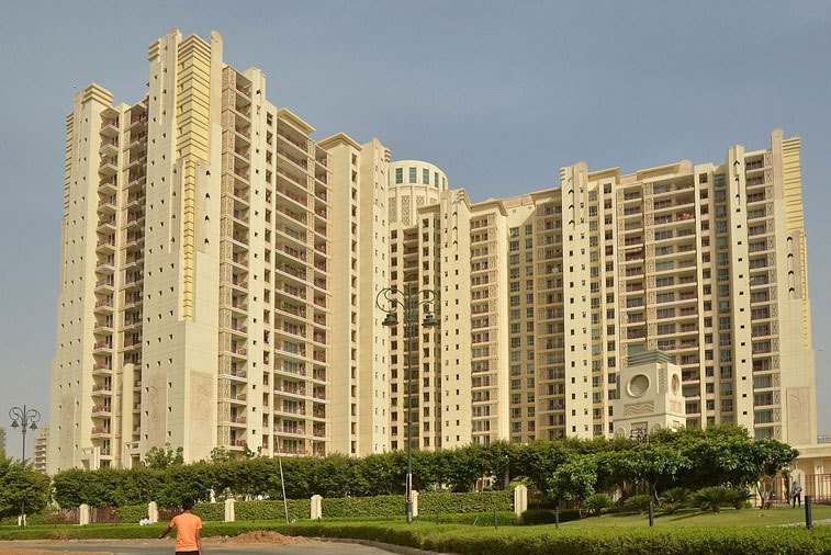  4 BHK  Apartment for sale in DLF The Summit Gurgaon