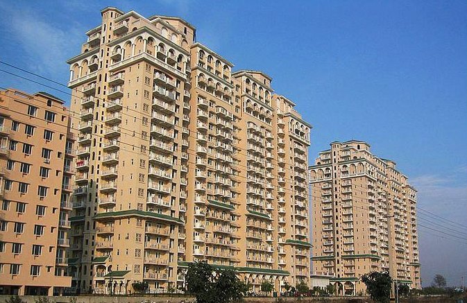  2 BHK  Apartment for sale in DLF Richmond Park Gurgaon