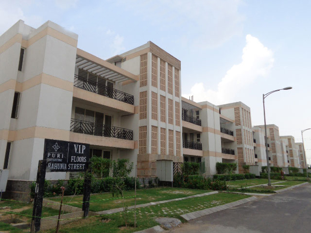  4 BHK  Independent/ Builder Floor for sale in Puri VIP Floors Faridabad