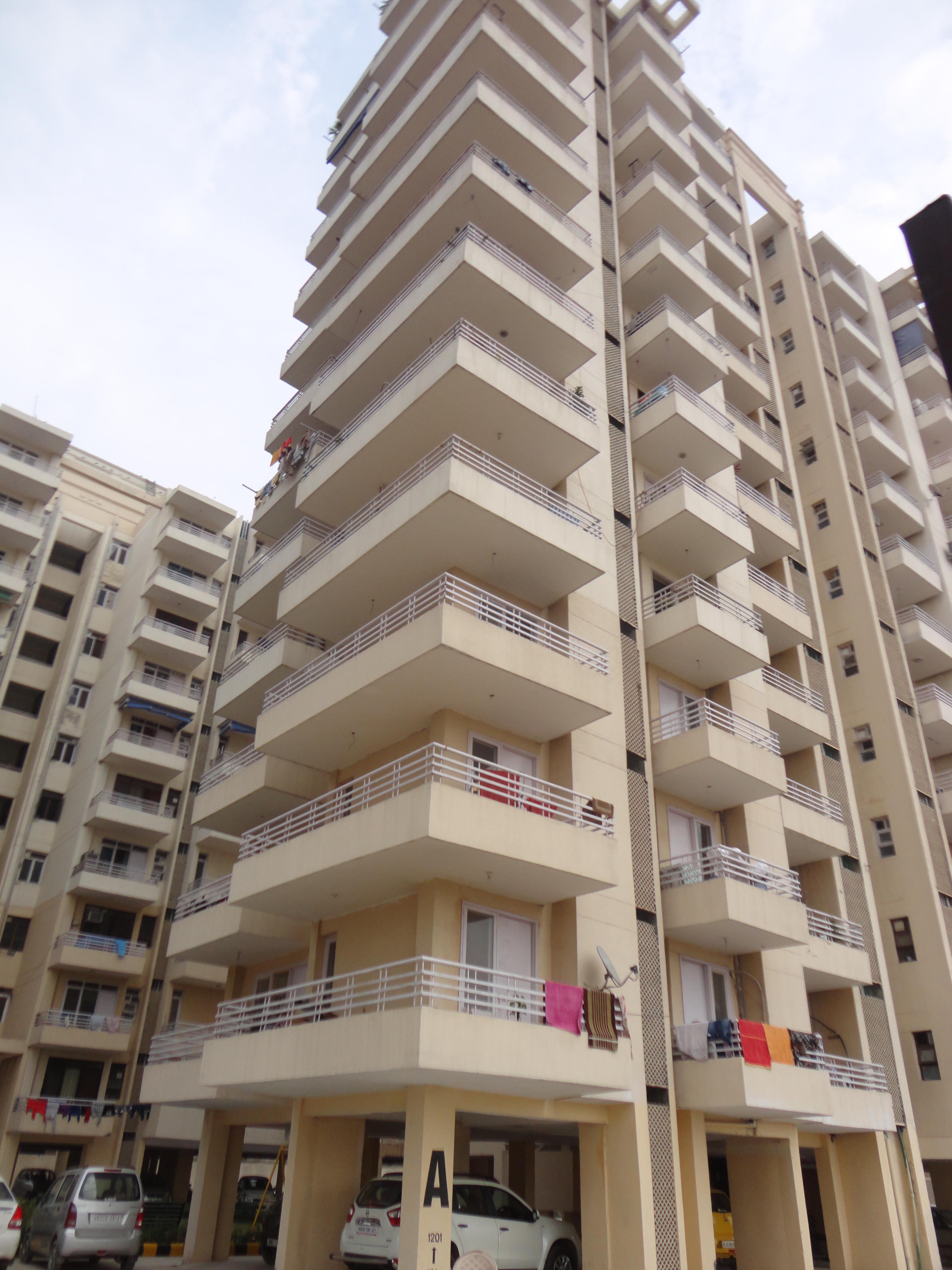  4 BHK  Apartment for sale in The Good Luck CGHS Gurgaon
