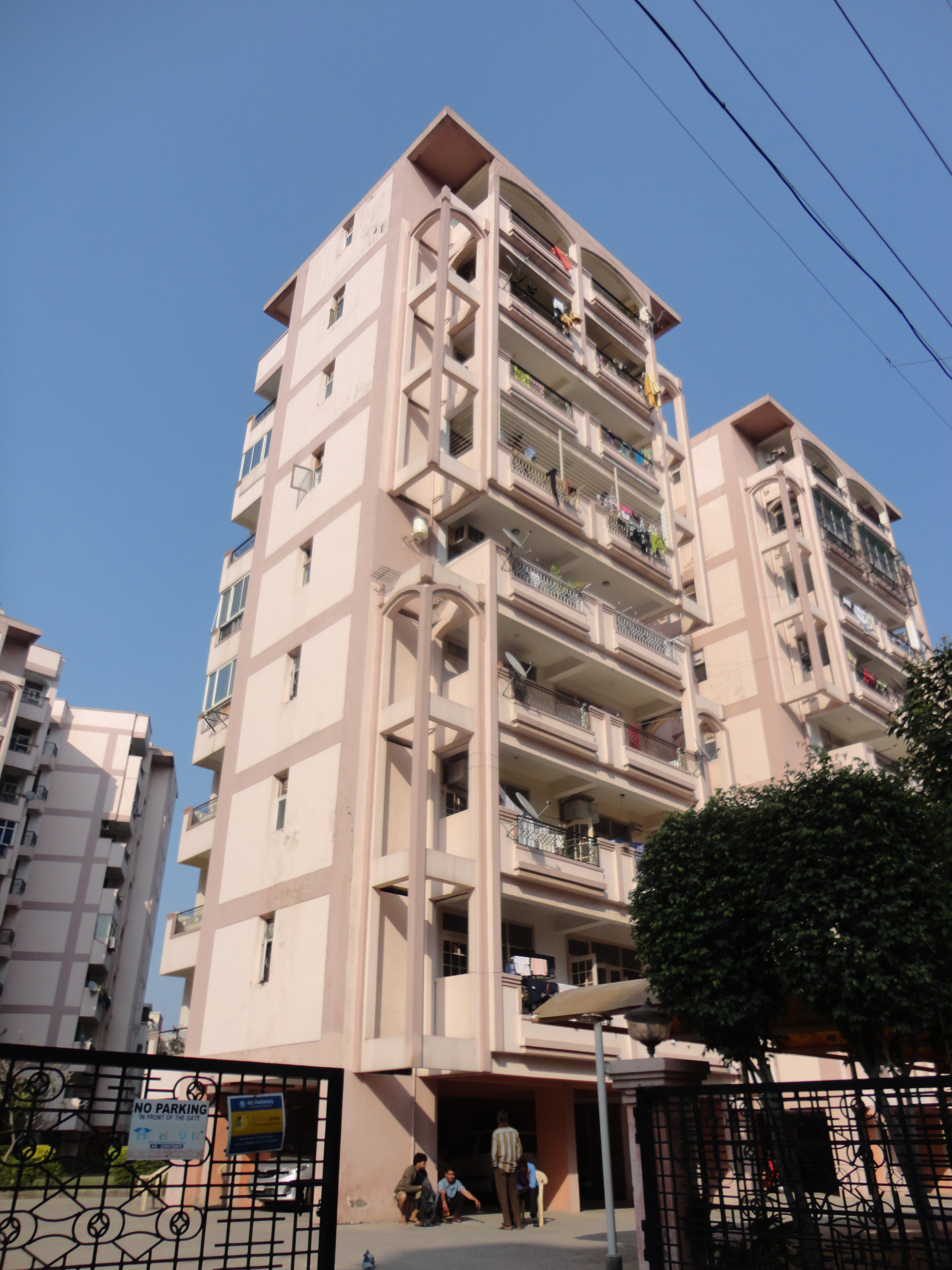 Swarn Jayanti Apartments CGHS, Sector 54, Golf Course Road, Gurgaon