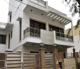  3  BHK  Independent/ Builder Floor for sale in builder flooor South City-1 gurgaon Gurgaon