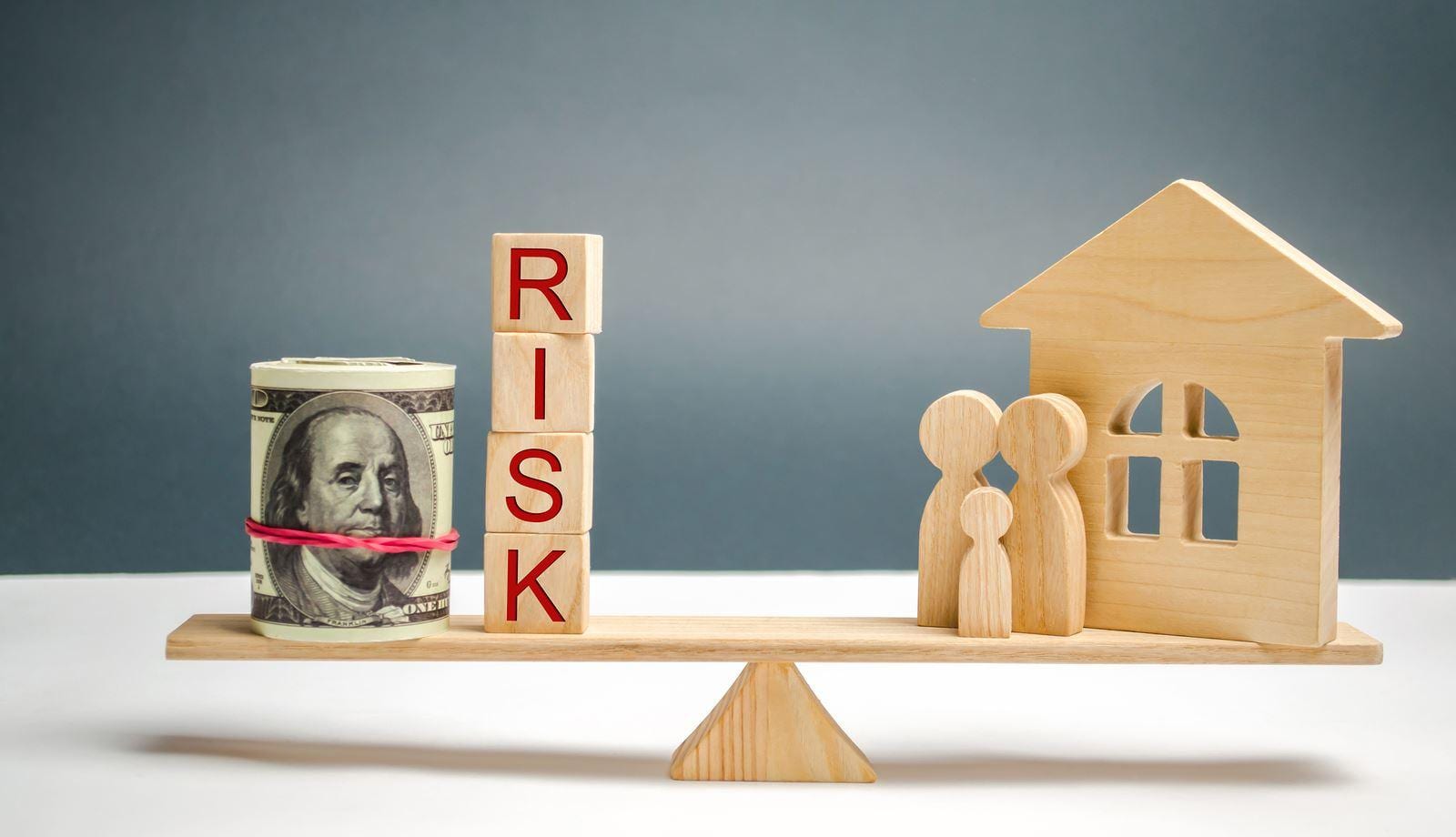 5 Tips to reduce Real estate investment risks Update